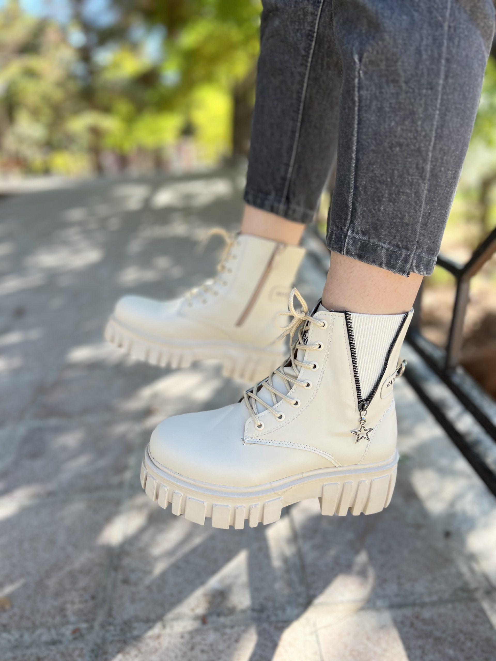 تصویر نيمبوت ستاره 